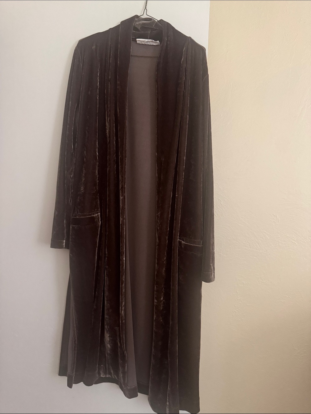BB Dakota Dark Brown Velvet Drape Cape